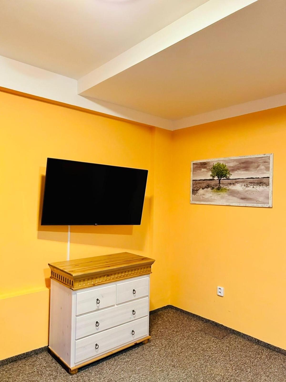 Thermal Apartments Teplice Bagian luar foto